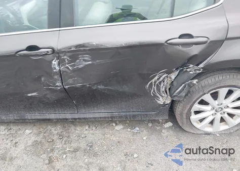 2020 Toyota Camry Le from USA, damaged, VIN 4T1L11AK8LU883449